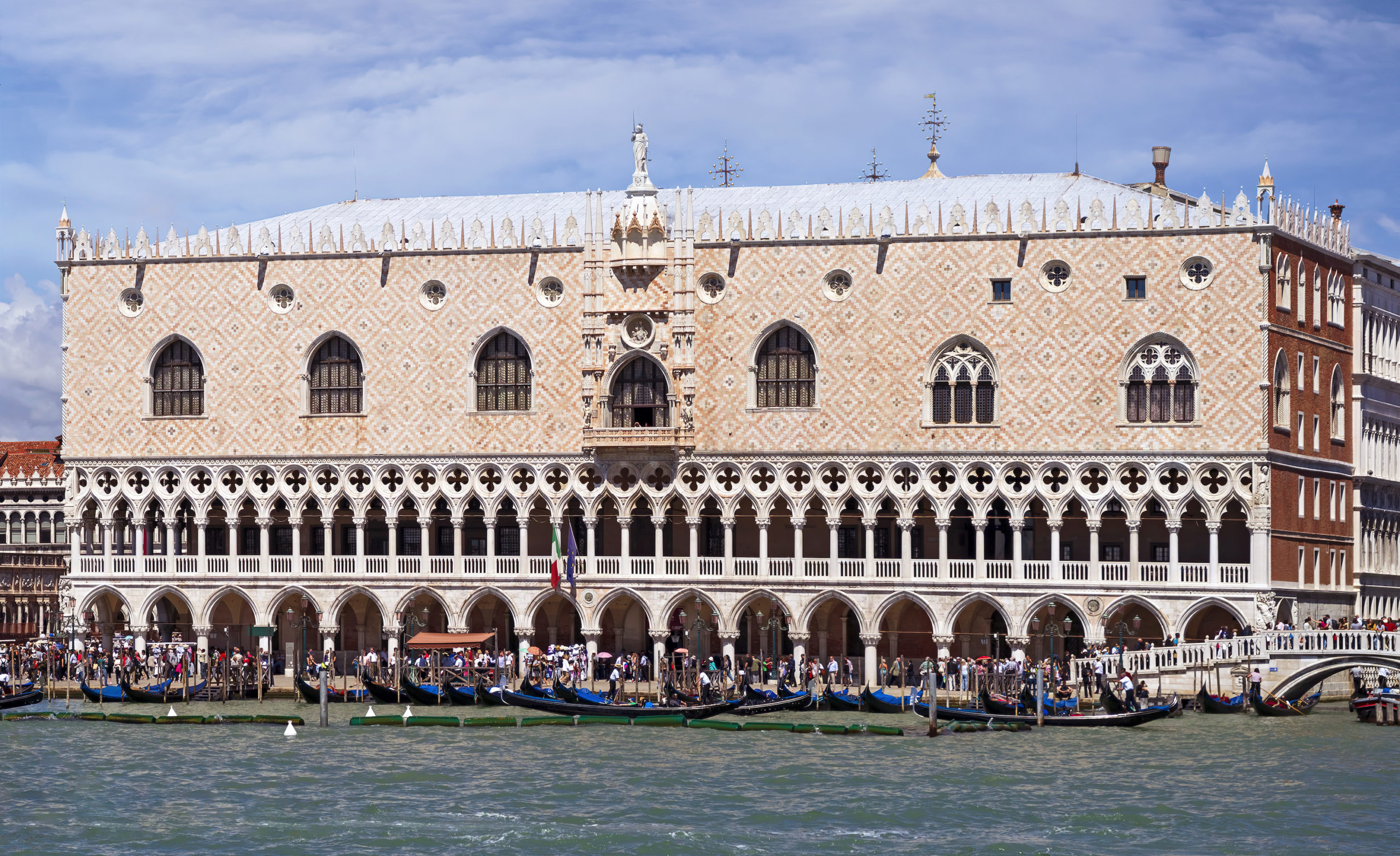 Doge’s Palace Daytime Exterior